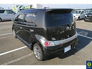 TOYOTA BB 2013