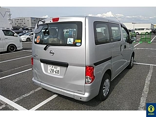 NISSAN NV200 2015