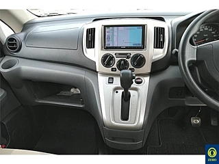 NISSAN NV200 2015