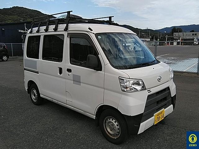 DAIHATSU HIJET VAN 2018
