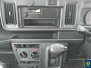 DAIHATSU HIJET VAN 2020