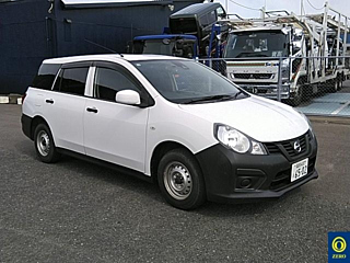 NISSAN AD 2020