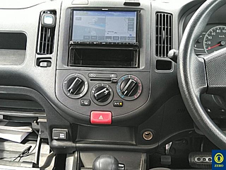 NISSAN AD 2020