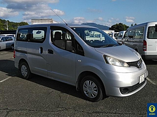 NISSAN NV200 2018