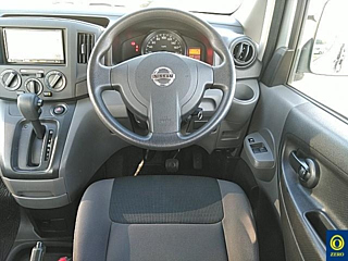 NISSAN NV200 2018