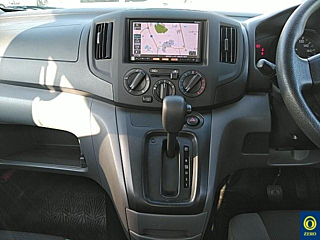 NISSAN NV200 2018