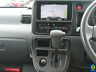 DAIHATSU HIJET VAN 2017
