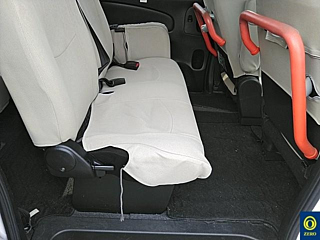 NISSAN SERENA 2012