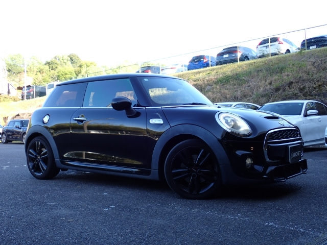 BMW MINI
