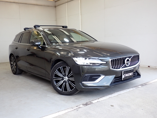 VOLVO V60 2020