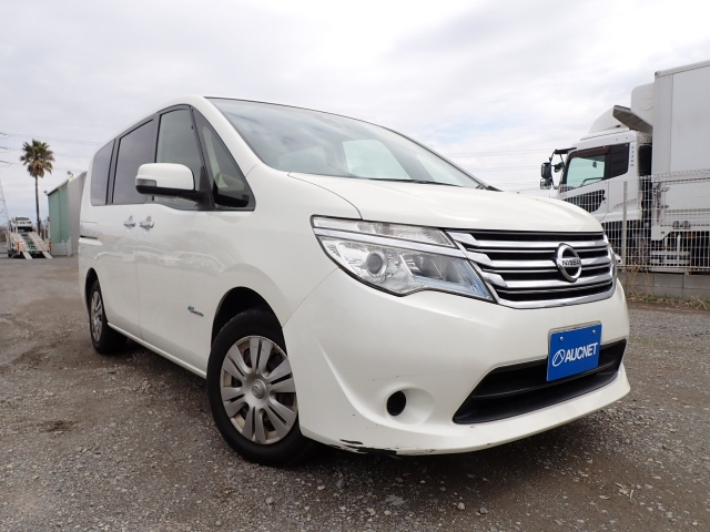 NISSAN SERENA