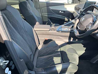 PEUGEOT 3008 2018