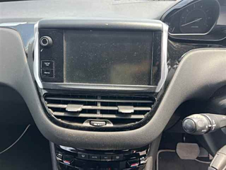 PEUGEOT 208 2013