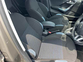 PEUGEOT 208 2013