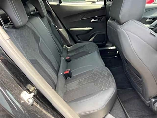 PEUGEOT 2008 2021