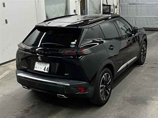 PEUGEOT 2008 2021