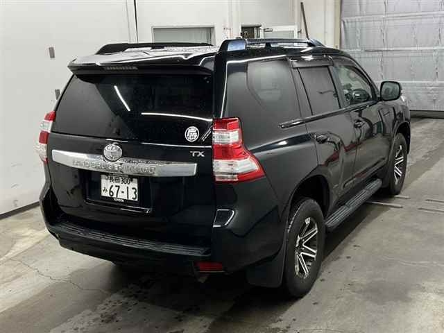 TOYOTA LAND CRUISER PRADO 2016