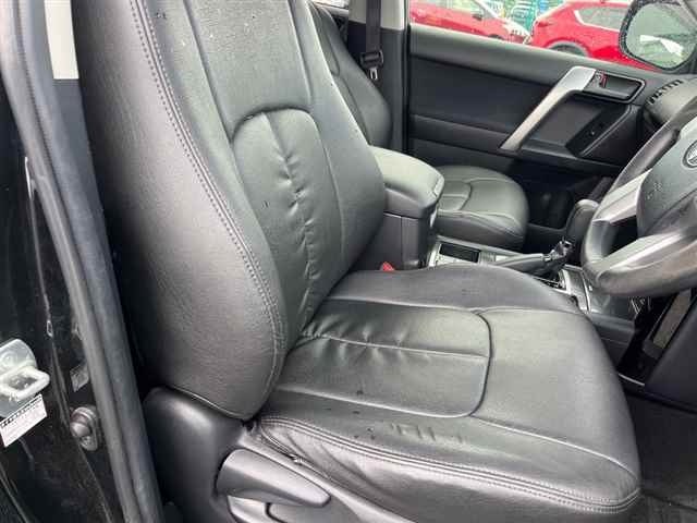 TOYOTA LAND CRUISER PRADO 2016