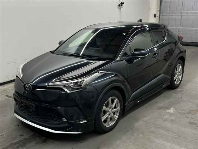 TOYOTA C-HR 2018