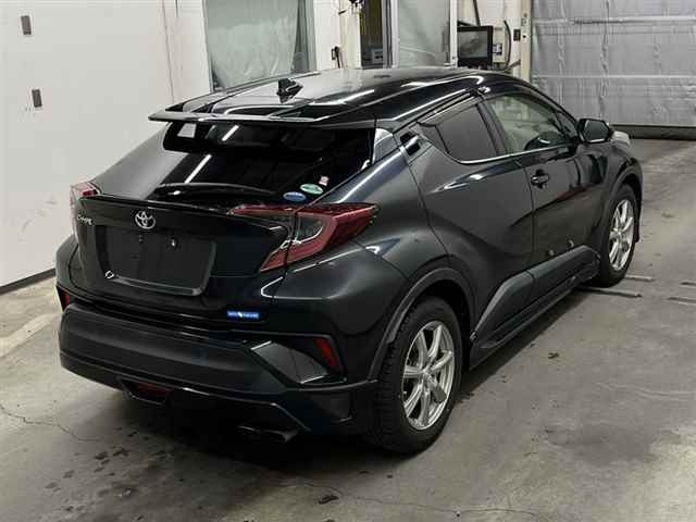 TOYOTA C-HR 2018
