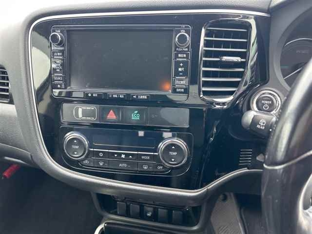 MITSUBISHI OUTLANDER PHEV 2015