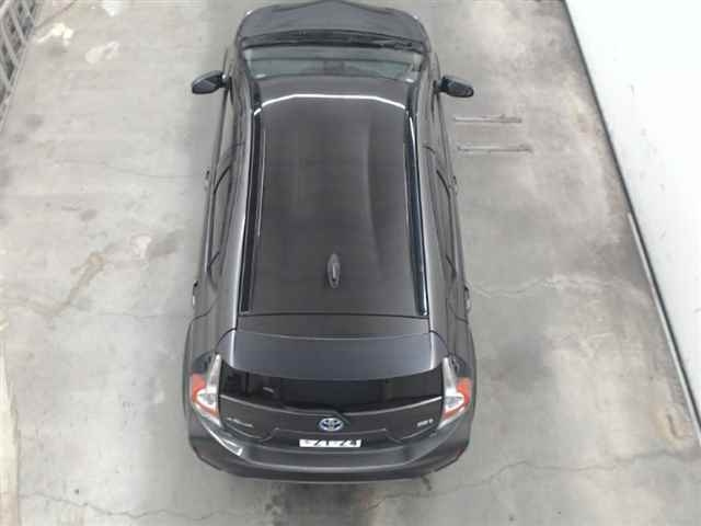 TOYOTA AQUA 2017