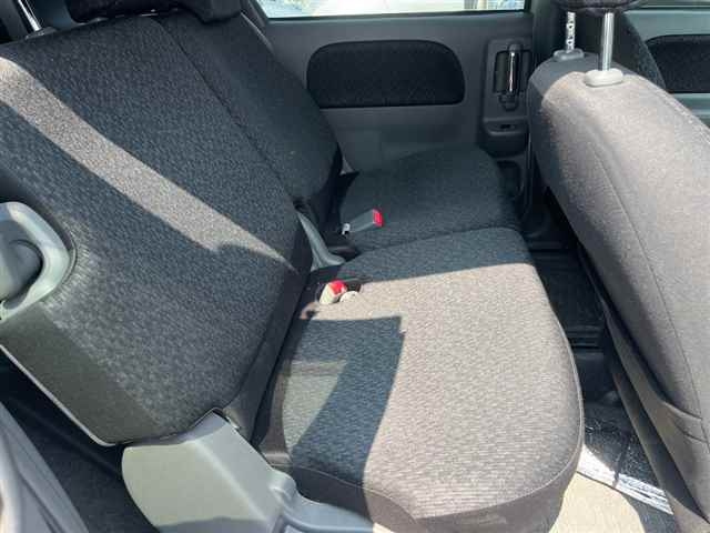 TOYOTA SIENTA 2012