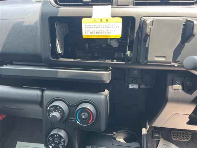 TOYOTA PROBOX 2024