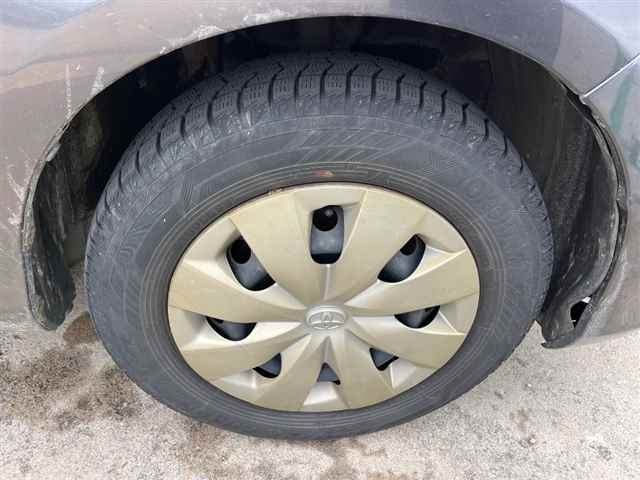 TOYOTA VITZ 2012