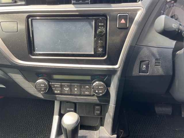 TOYOTA AURIS 2014