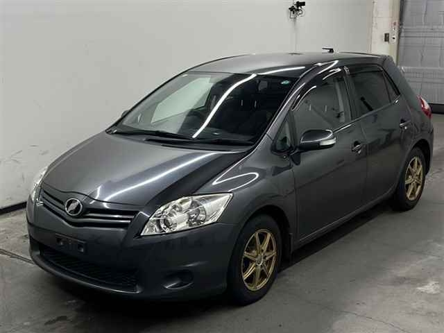 TOYOTA AURIS 2010