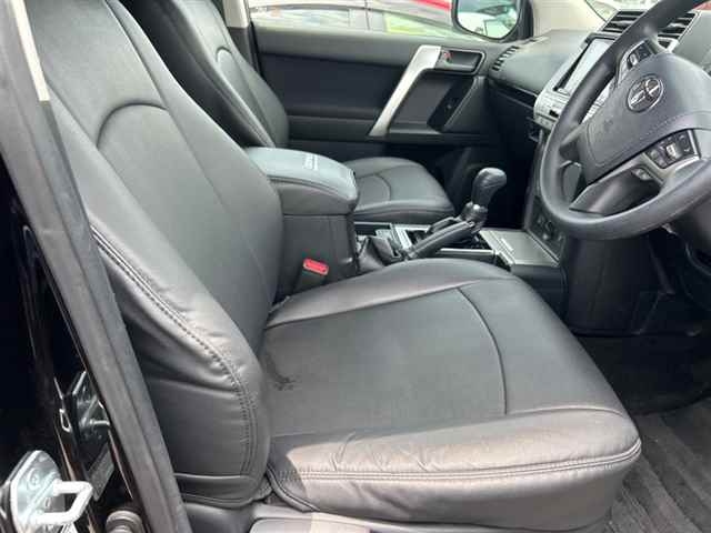TOYOTA LAND CRUISER PRADO 2021
