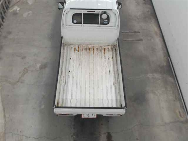 NISSAN CLIPPER TRUCK 2010