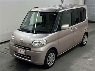 DAIHATSU TANTO 2012