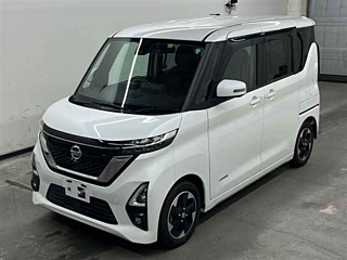 NISSAN ROOX 2020