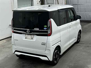 NISSAN ROOX 2020