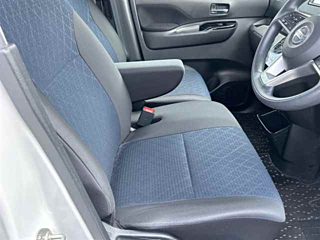 NISSAN ROOX 2020