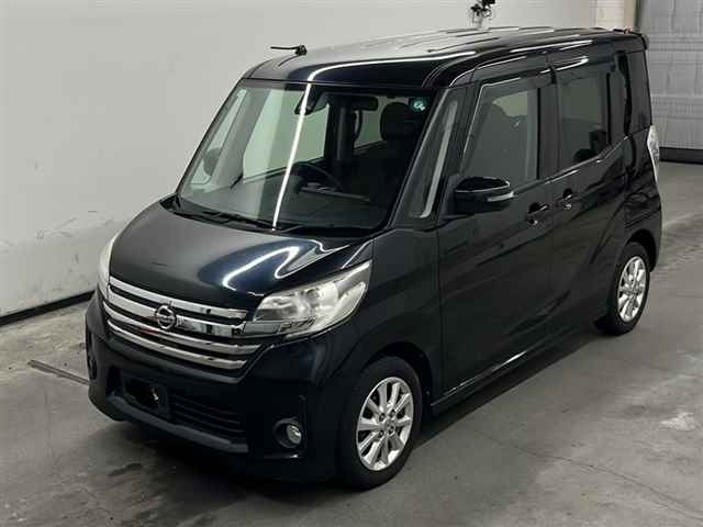 NISSAN DAYZ ROOX 2015