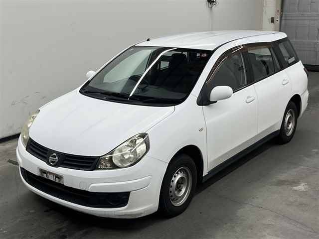 NISSAN AD 2008