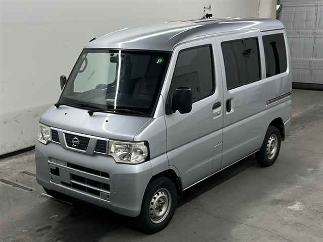 NISSAN CLIPPER VAN 2013