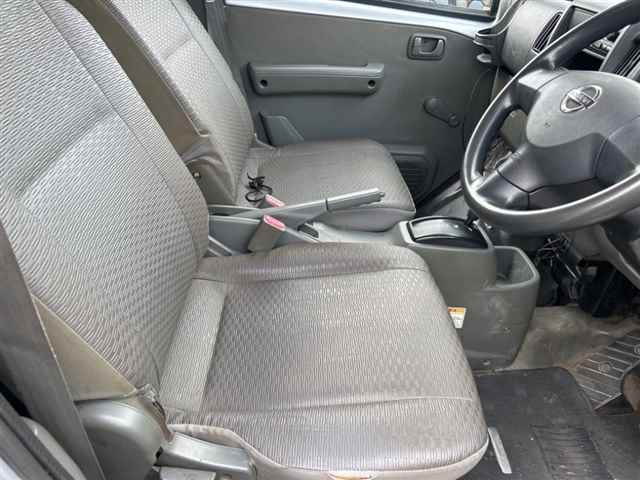NISSAN CLIPPER VAN 2013