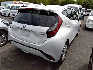 Заказать TOYOTA AQUA