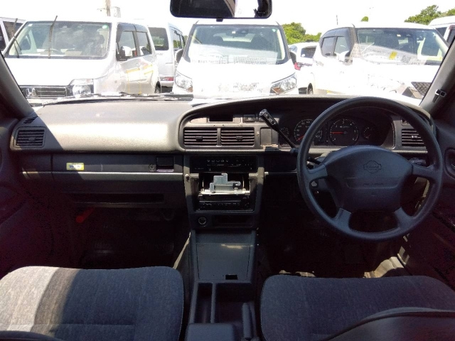 NISSAN CEDRIC 2014