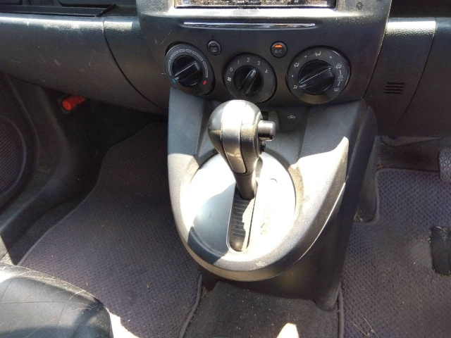 MAZDA DEMIO 2013