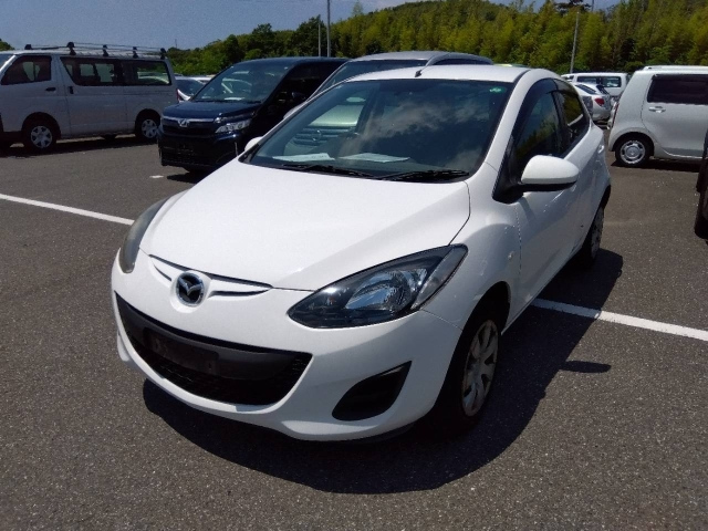 MAZDA DEMIO 2013
