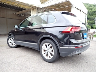 Заказать VOLKSWAGEN TIGUAN