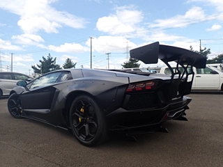 Заказать LAMBORGHINI AVENTADOR