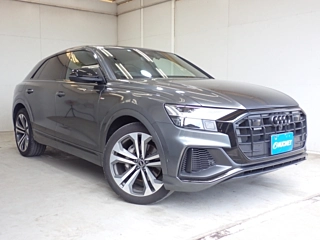 Заказать AUDI Q8