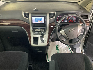 TOYOTA VELLFIRE 2012