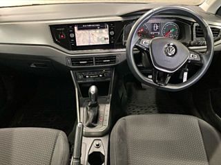 VOLKSWAGEN POLO 2018